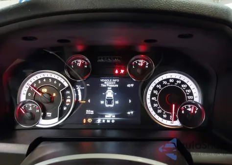 2021 Ram 1500 Classic Warlock 4X4 6'4 Box из США, поврежденный, VIN 1C6RR7GG7MS584648